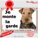 Airedale Terrier, plaque extérieure "Je Monte la Garde, risques périls" 24 cm LUXE