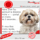 Shih-Tzu fauve, plaque extérieure humour "parcourt distance Niche-Portail moins 3 secondes, rapide" photo attention chien