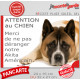 Plaque portail humour extérieure "Attention au Chien, Merci de ne pas déranger notre Akita Américain fauve masque noir". Photo
