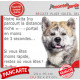 Akita Inu Japonais bringé, plaque extérieure humour "parcourt distance Niche-Portail 3 secondes" Pancarte photo drôle marrant