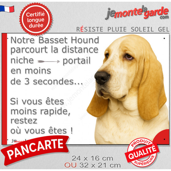 Basset Hound fauve clair, plaque humour "parcourt distance Niche-Portail moins 3 secondes, rapide" photo attention chien