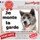 Akita Inu bringé Japonais, plaque portail "Je Monte la Garde, risques et périls" pancarte bringué attention au chien photo