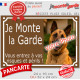 Photo personnalisable, plaque portail marron chocolat "Je Monte la Garde, entrez à vos risques et périls" look plaque de rue