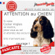 Cocker Anglais tricolore noir, blanc et feu, plaque extérieure humour "Attention au Chien, Jetez Vous au Sol, attendez secours"