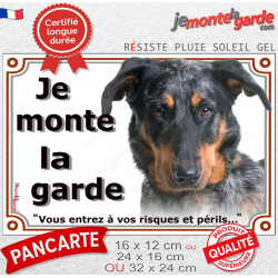 Beauceron Arlequin, plaque portail "Je Monte la Garde, risques et périls" Berger Beauce bleu merle pancarte attention au chien