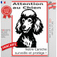 Plaque portail verticale "Attention au Chien, notre Caniche surveille et protège" dessin stylisé noir et blanc, résiste soleil