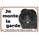 Chow-Chow noir, plaque portail "Je Monte la Garde, entrez à vos risques et périls" photo SEO sans calque