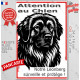 Plaque portail verticale "Attention au Chien, notre Leonberg surveille et protège" dessin stylisé noir, résiste intempéries
