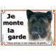 Akita Américain bringé masque noir, plaque portail extérieure "Je Monte la Garde, entrez à vos risques et périls" photo résiste