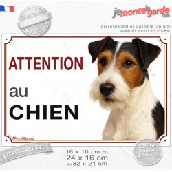 Fox Terrier tricolore à poils durs, plaque portail "Je Monte la Garde, vous entrez à vos risques et périls" photo, résiste pluie