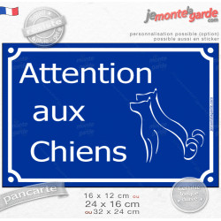 Plaque extérieure bleue “Attention aux Chiens” au pluriel, silhouettes élégantes, message direct et lisible pour portail