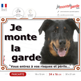 Beauceron noir et feu, Plaque portail "Je Monte la Garde, vous entrez à vos risques périls" photo, résiste dehors