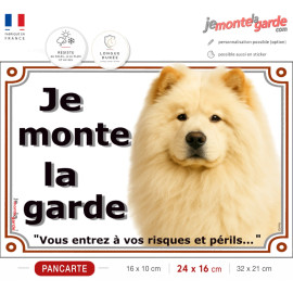 Chow-Chow crème Tête, plaque portail "Je Monte la Garde, vous entrez à vos risques et périls" photo, résiste dehors
