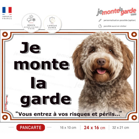 Lagotto Romagnolo brun, plaque portail extérieure "Je Monte la Garde, risques et périls" photo chien d'eau Romagole