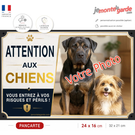Photo personnalisable, pancarte portail RIVOLI au PLURIEL "Attention aux Chiens, entrez à vos risques et périls" résiste dehors