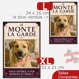 Photo Personnalisable, plaque portail verticale "Je Monte la Garde, vous entrez à vos Risques et Périls" 2 Tailles