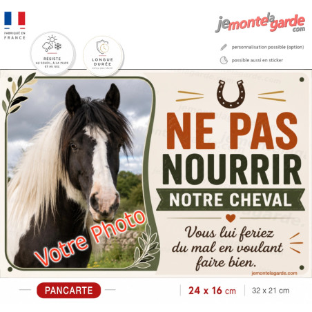Pancarte avec photo de votre cheval pour demander aux visiteurs de ne pas lui donner à manger