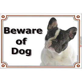 Brindle pied French Bulldog “Beware of Dog” gate plaque, weather-resistant and made in France – an original Frenchie gift.