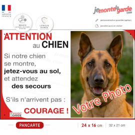 Photo Personnalisable, plaque portail humour "Attention au Chien, Jetez-Vous au Sol, Attendez secours, Courage" résiste DEHORS