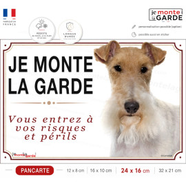 Fox Terrier à poils durs, plaque portail "Je Monte la Garde, vous entrez à vos risques et périls" photo, résiste À l'extérieur