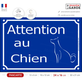 Plaque bleu marine “Attention au Chien” au singulier, signalétique épurée inspirée des plaques de rue parisiennes