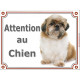 Shih-Tzu Fauve et Blanc assis, plaque portail "Attention au Chien" pancarte entrée, panneau photo race