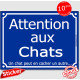 Sticker autocollant portail bleu humour "Attention aux Chats", un chat peut en cacher un autre, 16 cm, adhésif pluriel