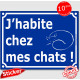 sticker autocollant portail bleu humour "J'habite chez mes chats !", 16 cm pancarte pluriel attention aux chats drôle adhésif