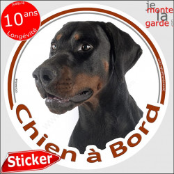 Dobermann noir et feu, sticker autocollant rond "Chien à Bord" Disque adhésif vitre voiture chien photo résiste intempéries