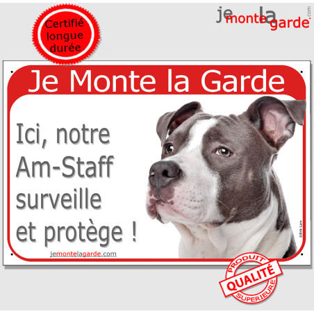 Plaque portail rouge "Je Monte la Garde, Amstaff surveille et protège" 3 Tailles