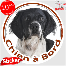 Epagneul Breton noir et blanc, sticker voiture autocollant rond "Chien à Bord" Disque adhésif Espagnol photo, résiste pluie sole