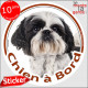 Shih-tzu noir et blanc, sticker autocollant rond "Chien à Bord" Disque adhésif photo vitre voiture