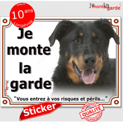 Berger Beauce noir feu, panneau autocollant "Je Monte la Garde, risques périls" portail entrée, sticker adhésif photo Beauceron